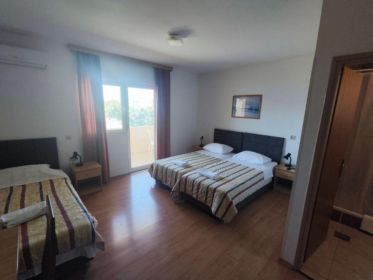 Tonino Apartments 帕格 外观 照片